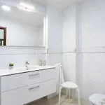 شقة New Bright And Central With 2 Bedrooms
